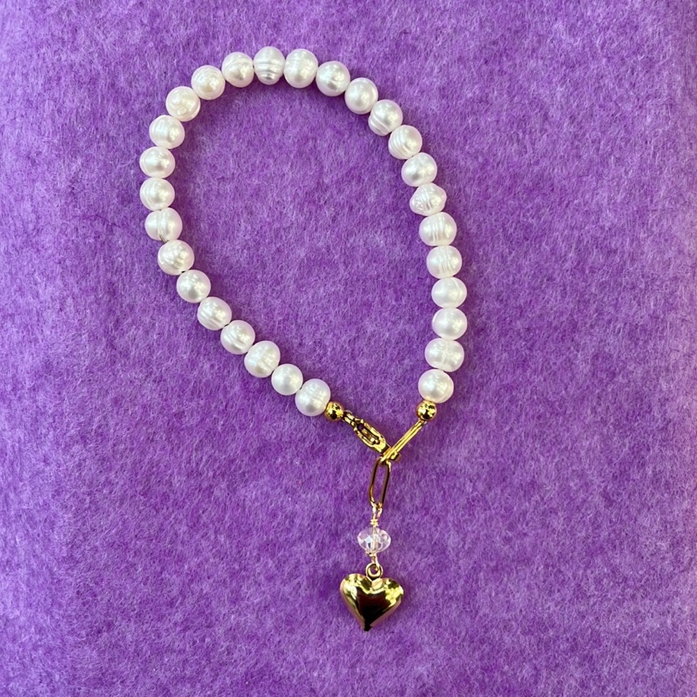Handmade Pearl Bracelet with Gold Charm